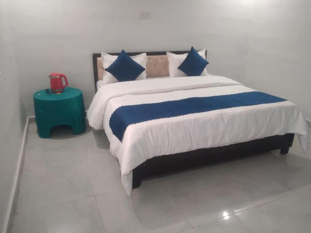 The Waterfront Resort Rishīkesh Extérieur photo